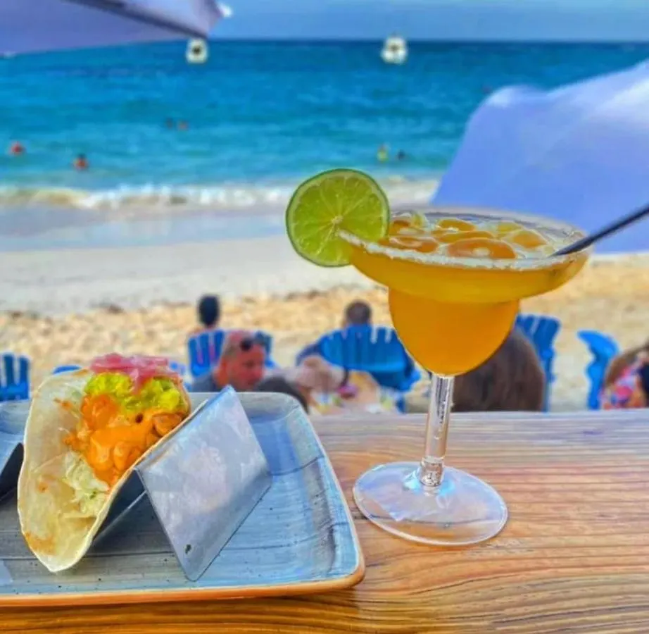 Hotel Vacation Studios With Rooftop Pool, Beach Club, Spa, Restaurants - Ducassi Collection - Playa Los Corales Punta Cana